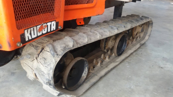 รถบรรทุกตีนตะขาบ KUBOTA  5.5PS