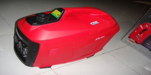 ...... ขายเครื่องปั่นไฟ แบบ หิ้ว Kanto 2000W ยังไม่เคยใช้งานเลย.............