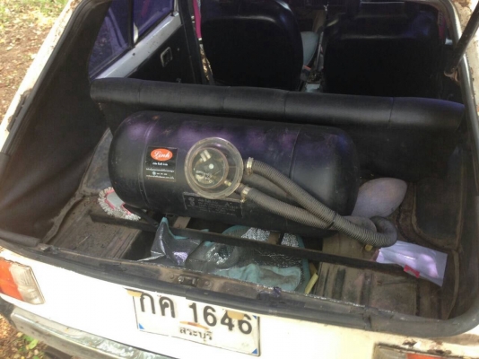 ขายมาสด้า323 เก๋งคลาสสิค ขายถุกๆ พร้อมส่งทั่วไทย