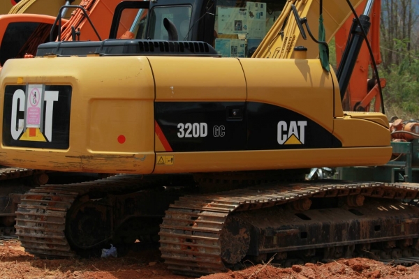 CAT320D 2000 กว่าชั่วโมง ออกป้ายแดงแค่ 17 เดือน สวยใสไร้ที่ติ สนใจติดต่อ 0814283210 CAT320D 2000 กว่าชั่วโมง ออกป้ายแดงแค่ 17 เดือน สวยใสไร้ที่ติ สนใจติดต่อ 0814283210