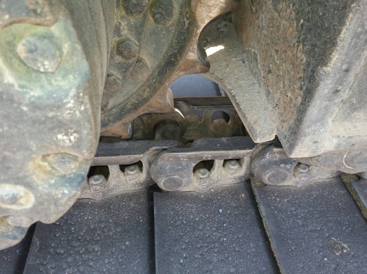 ขายรถแบคโฮ HITACHI EX200-3 ไม่มีเอกสาร ระบบไฟเต็ม แอร์พร้อม ราคา 850000