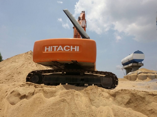 ขายรถแบคโฮ HITACHI EX200-3 ไม่มีเอกสาร ระบบไฟเต็ม แอร์พร้อม ราคา 850000