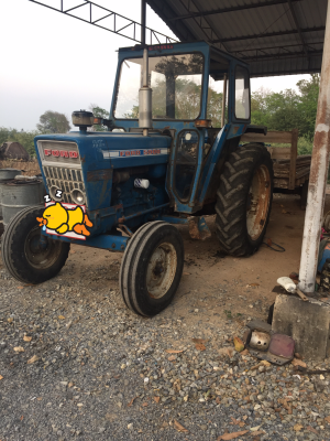 ขายรถไถฟอร์ดเก่านอก  โทร 081-2805754