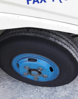 หปรับราคา 295,000บ หกล้อ ฮีโน่ FB112WO4D117 บรรทุกตู้แห้ง ช่วงยาว 4.30ม สภาพดีสวยบางเดิม แอร์เย็นๆ พร้อมใช้งาน ทะเบียนพร้อมโอน