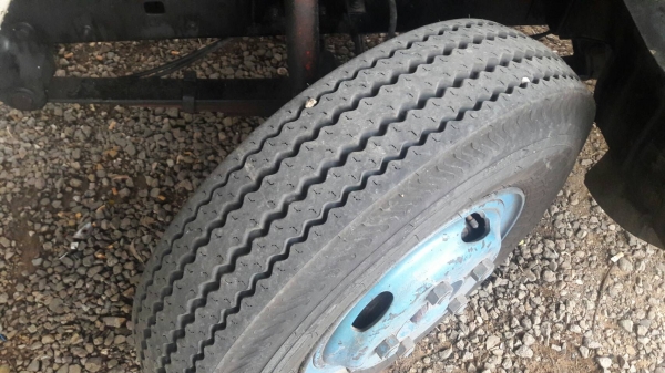 หปรับราคา 295,000บ หกล้อ ฮีโน่ FB112WO4D117 บรรทุกตู้แห้ง ช่วงยาว 4.30ม สภาพดีสวยบางเดิม แอร์เย็นๆ พร้อมใช้งาน ทะเบียนพร้อมโอน