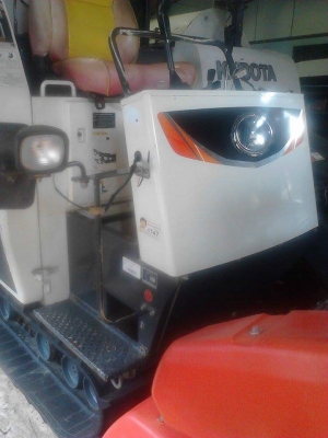ขายรถเกี่ยวข้าว  คูโบต้า  DC 95  PLUS  ปี 56  ราคา 600,000  รถพร้อมใช้ครับ โทร 080-5532793