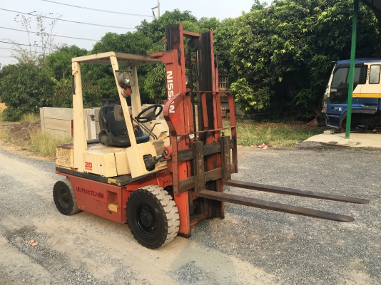 ขายรถยก Nissan PH02 ยก2ตัน เสาสูง3เมตร ยางตัน4เส้น นำเข้าจากญี่ปุ่นแท้ๆ ยังไม่เคยใช้งานเมืองไทย สนใจติดต่อ 081-948-5494