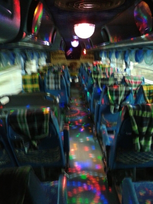 ขายรถบัส6ล้อแอร์ไฟฟ้า750,000บาท id line  yutnatour