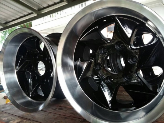 ขายล้อ ENKEI ขอบ 15" กว้าง 8.5 สีดำ