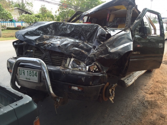 ขายรถอุบัติเหตุ ISUZU มังกรทอง