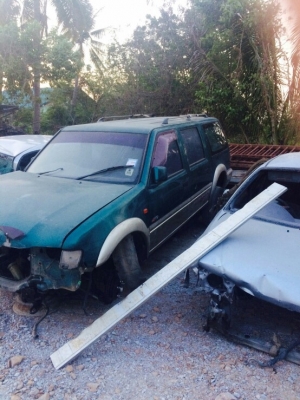 ซากเเอดเเวนเจอร์รื้อขายทุกอย่างทั้งคันมีหลายรุ่นเก๋งเเละกระบะเก่าเเละใหม่