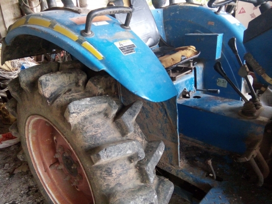 รถไถแช้มย์พร้อมใช้เล่มพร้อมอุปกรณ์ดันหน้าผานหลัง  130000