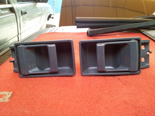มือดึงเปิดประตูด้านใน NISSAN TERRANO 1  ใส่ Big M
