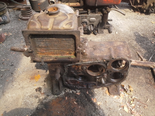 ขาย  หม้อน้ำ  พัดลม เสื้อสูบ  et95