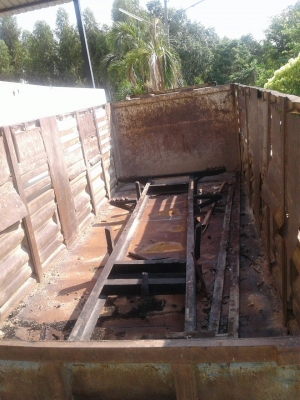 ขายกระบะ10ล้อดั้มครับ