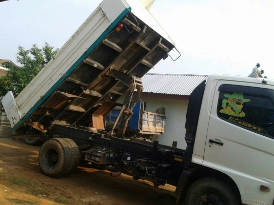 ขายรถหกล้อดัมพ์ HINO FC9J เครื่อง 145 แรง ปี 56 ไมล์ 5,3xx รถสวยเดิม ๆพร้อมใช้งาน