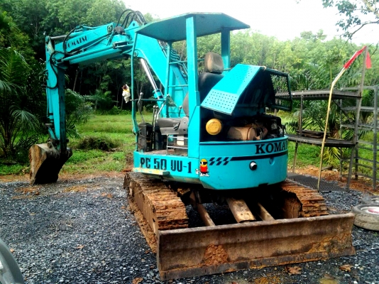 ขายรถแบคโฮ KOMATSU 50uu สภาพพร้อมใช้งานครับ ขายรถแบคโฮ KOMATSU 50uu สภาพพร้อมใช้งานครับ
