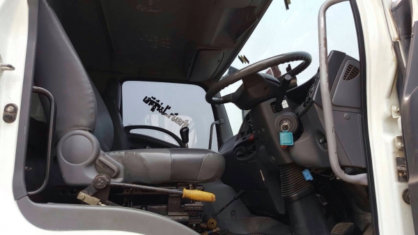 ขายรถบรรทุก ISUZU เครื่อง 360 แรง ปี 55 กระบะดัมพ์สามมิตร พร้อมใช้งาน มีระบบลากพ่วง ราคาขาย 2,400,000 บาท เข้าไฟแนนซ์ 2,100,000 บาท