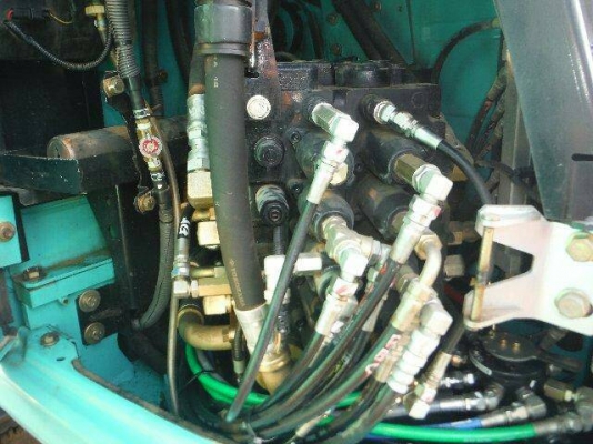 kobelco SK135-2YV05ราคาไม่แพง 5,000กว่าชั่วโมง