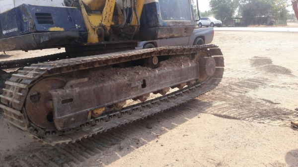 ขายรถแบ็คโฮ Komatsu pc 100-5 เครื่องเดิม ปั๊มเดิม ไฟฟ้าครบ ช่วงล่างดี เอกสารซื้อขาย ราคา 525,000 บาท