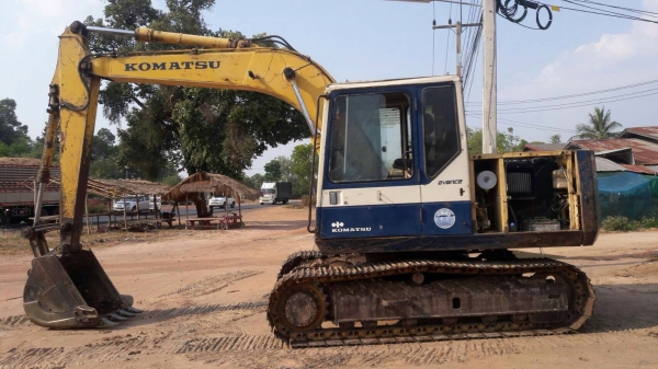 ขายรถแบ็คโฮ Komatsu pc 100-5 เครื่องเดิม ปั๊มเดิม ไฟฟ้าครบ ช่วงล่างดี เอกสารซื้อขาย ราคา 525,000 บาท