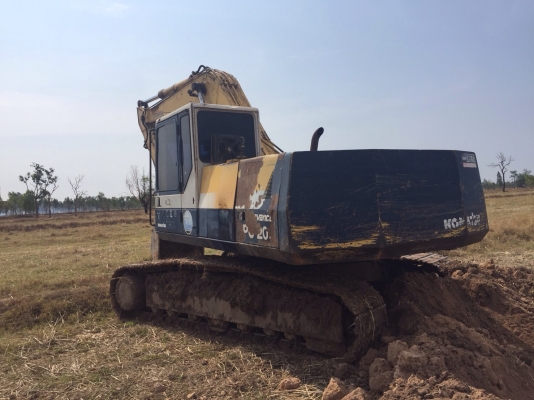 ขายรถแบ็คโฮ Komatsu pc 200-5 คอนโทรลยาว เครื่องเดิม ปั๊มเดิม ไฟฟ้าครบ เอกสารอินวอยซ์