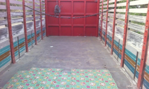 ขายกระบะเนียมรถร่อง SAHAKIT สภาพสวยพร้อมใช้ ติดต่อได้ที่คุณ อ๊อฟ พิจิตร 086-737-9991