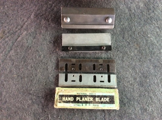 ---กบไฟฟ้า Makita ขนาด 5 นิ้ว--- ---กบไฟฟ้า Makita ขนาด 5 นิ้ว---