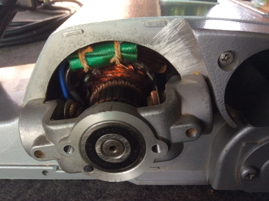 ---กบไฟฟ้า Makita ขนาด 5 นิ้ว--- ---กบไฟฟ้า Makita ขนาด 5 นิ้ว---