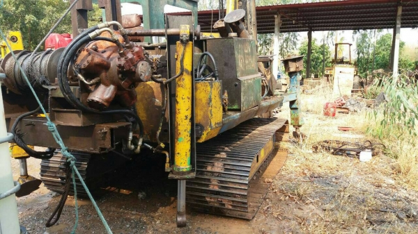 ขายรถตอกปั้นจั่น ลูกตุ้ม3.5ตัน พร้อมใช้ ติดต่อ คุณ อ๊อฟ พิตร 086-737-9991 ขายรถตอกปั้นจั่น ลูกตุ้ม3.5ตัน พร้อมใช้ ติดต่อ คุณ อ๊อฟ พิตร 086-737-9991