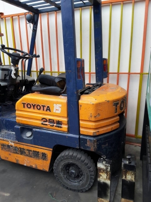 รถยก โตโยต้า 1.5ตัน เบนซิน เสา3เมตร รถยก โตโยต้า 1.5ตัน เบนซิน เสา3เมตร