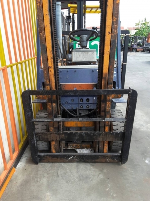 รถยก โตโยต้า 1.5ตัน เบนซิน เสา3เมตร รถยก โตโยต้า 1.5ตัน เบนซิน เสา3เมตร