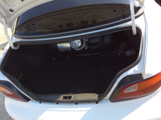 ขายรถ Hyundai New Elantra ไฟปิศาจ ปี96 เครื่องหัวฉีด 1.6 gls เกียร์ธรรมดา ติดแก๊สหัวฉีด เพาเวอร์ กระจกไฟฟ้าทั้งคัน ภายในเบาะเดิมๆสวยสะอาด แอร์หนาว ตัวถังเดิมๆไม่มีชนสีเงามีริ้วรอยนิดหน่อย ยางดี เครื่องแน่น รถขับดีพร้อมใช้เลยครับ ภาษีไม่ขาด ขายถูกครับ