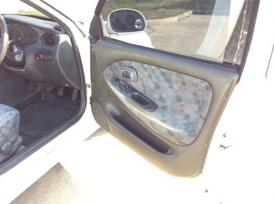 ขายรถ Hyundai New Elantra ไฟปิศาจ ปี96 เครื่องหัวฉีด 1.6 gls เกียร์ธรรมดา ติดแก๊สหัวฉีด เพาเวอร์ กระจกไฟฟ้าทั้งคัน ภายในเบาะเดิมๆสวยสะอาด แอร์หนาว ตัวถังเดิมๆไม่มีชนสีเงามีริ้วรอยนิดหน่อย ยางดี เครื่องแน่น รถขับดีพร้อมใช้เลยครับ ภาษีไม่ขาด ขายถูกครับ