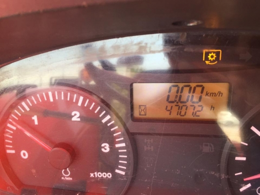 ขายรถไถ Kubota M7040 (4WD) พร้อมดันหน้า ผานบุกเบิกช้าง รถพร้อมใช้งานครับ