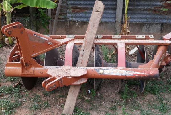 ผานตราช้าง DH246F ครับ