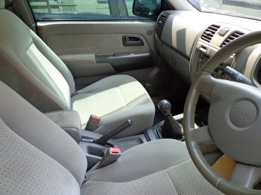 ขายรถปี2006 ISUZU DMAX CAB 2.5 Ddi i-TEQ ตัวท๊อปกระจกข้างมีไฟเลี้ยว เครื่องคอมมอนเรล ประหยัดมาก