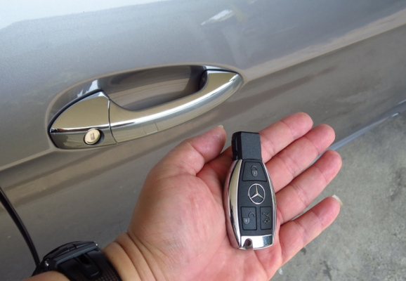 กุญแจรีโมท BENZ  แท้ น้ำเต้า 3 ปุ่ม ขอบโครเมี่ยม