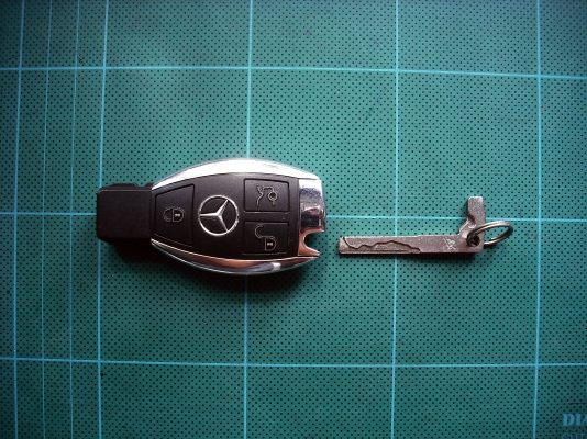 กุญแจรีโมท BENZ  แท้ น้ำเต้า 3 ปุ่ม ขอบโครเมี่ยม