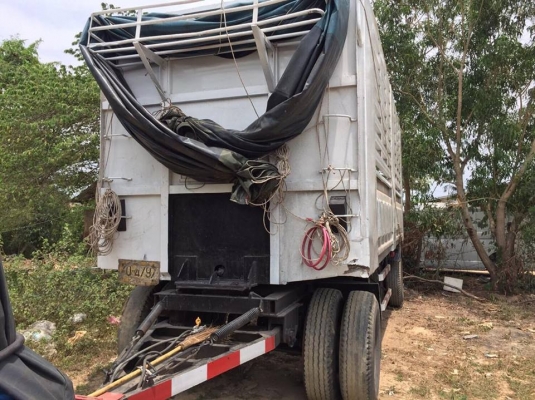 ขายดาวน์หรือขายสด 22 ล้อ แม่-ลูกไม่ดั้ม 360 แรง แม่2เพลา ปี 2552 ลูก 3 คาน ปี 2555 ดูหน้าเล่ม