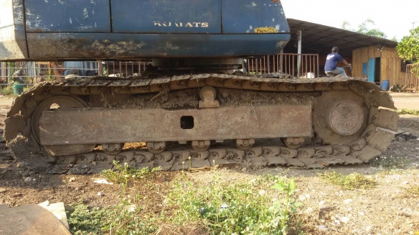 ขายด่วนแม็คโครโคมัสสุ PC60รุ่น5บูมอาร์มพิเศษใบแทร็กใหญ่ช่วงล่างแน่นรถเดิมๆใช้งานตามปกติ