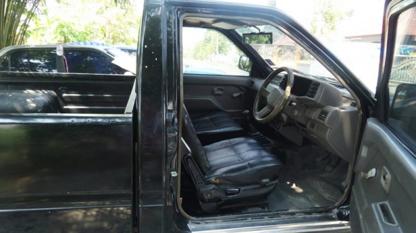 อีซูซุ TFR 1991 มังกรทอง