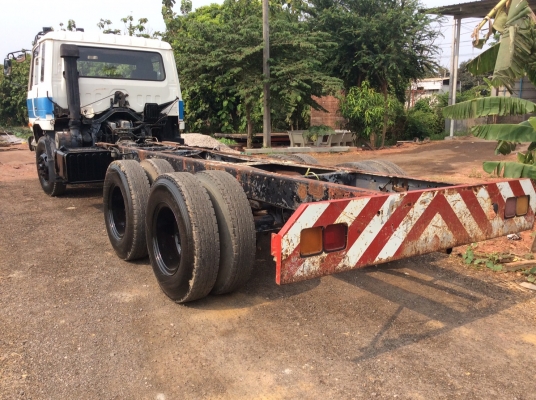 NISSAN 10ล้อเพลาเดียว180แรง  เบรคฟี่ พร้อมแอร์ เครื่องดี ขับดี ครัทชีสวย รถเดิมๆยางดี ขาย 460,000 บาท ศุภากร 081-1903107, 081-4252943