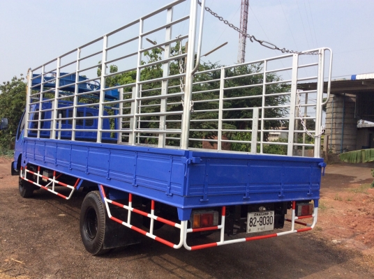 ISUZU 6ล้อ NQR ยาว 5.5 ม.  เครื่อง120แรง พวงมาลัยพาว์เวอร์ ยางดีทุกเส้น รถพร้อมใช้ ขาย 490,000 บาท ศุภากร 081-1903107 , 081-4252943