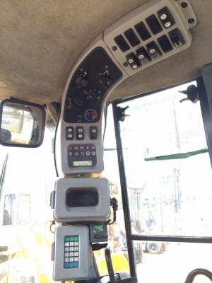 ขายรถตักล้อยาง CAT 962H ปี 2010 รถนอกนำเข้าจากญี่ปุ่น สภาพสวยพร้อมใช้ มีVDOการทำงานครับ