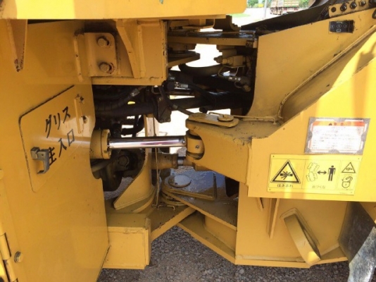 ขายรถตักล้อยาง CAT 962H ปี 2010 รถนอกนำเข้าจากญี่ปุ่น สภาพสวยพร้อมใช้ มีVDOการทำงานครับ