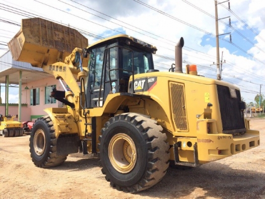 ขายรถตักล้อยาง CAT 962H ปี 2010 รถนอกนำเข้าจากญี่ปุ่น สภาพสวยพร้อมใช้ มีVDOการทำงานครับ