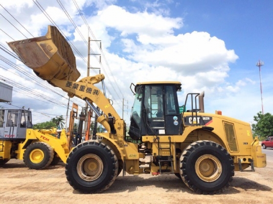 ขายรถตักล้อยาง CAT 962H ปี 2010 รถนอกนำเข้าจากญี่ปุ่น สภาพสวยพร้อมใช้ มีVDOการทำงานครับ