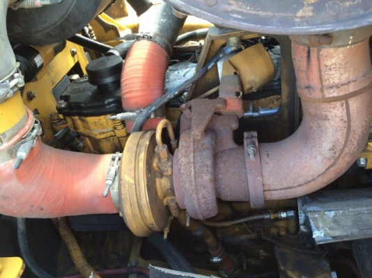 ขายรถตักล้อยาง CAT 962H ปี 2010 รถนอกนำเข้าจากญี่ปุ่น สภาพสวยพร้อมใช้ มีVDOการทำงานครับ