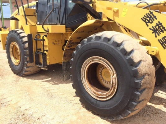 ขายรถตักล้อยาง CAT 962H ปี 2010 รถนอกนำเข้าจากญี่ปุ่น สภาพสวยพร้อมใช้ มีVDOการทำงานครับ